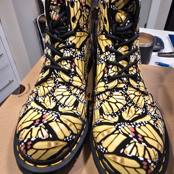 Dr. Martens 1460 Butterfly Print Suede Boots Men's Size 10 RARE NEW - Picture 9 of 16